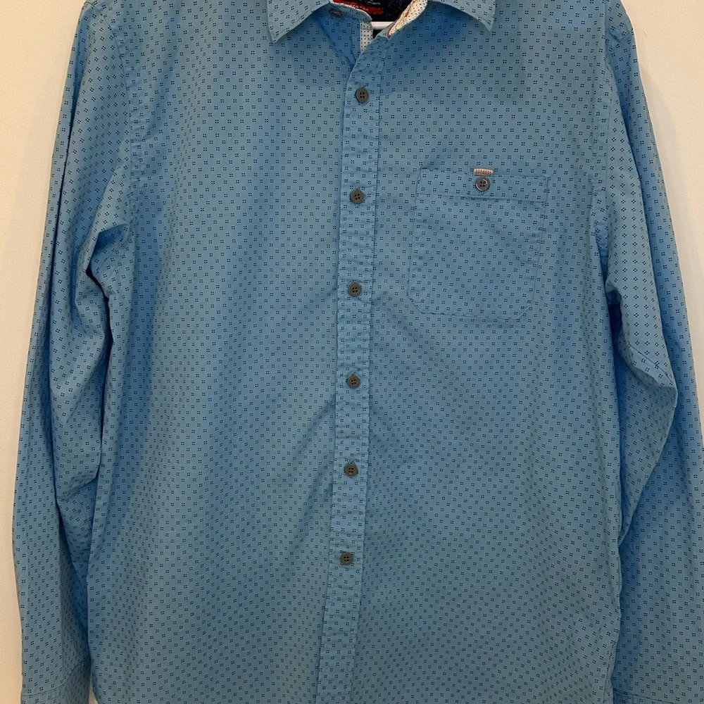 Hawke & Co Light Blue Casual Button-Down Shirt - Picture 1 of 5